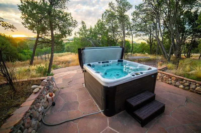 Portal & Hot Tub